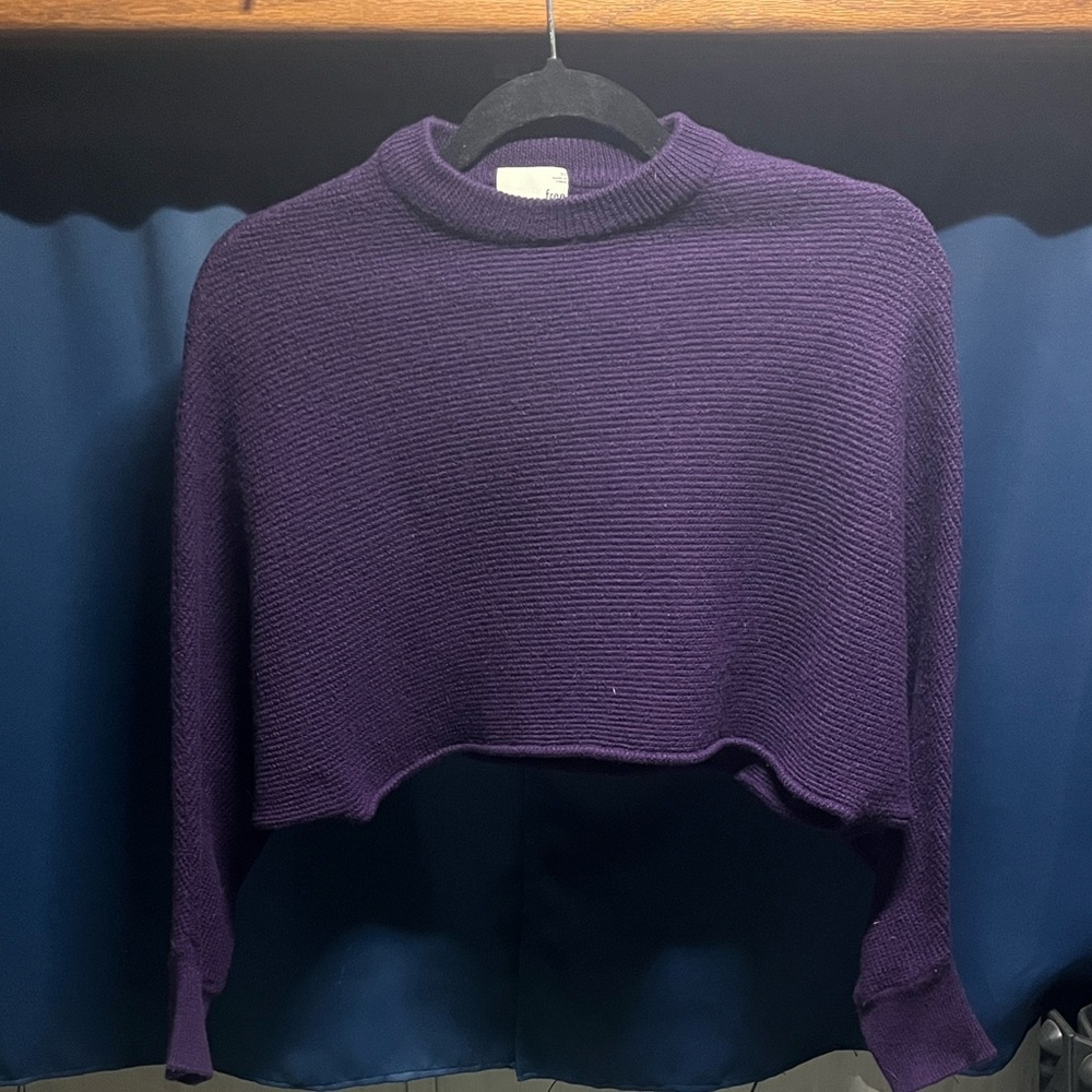 Aritzia Wilfred Purple Cropped Wool Sweater